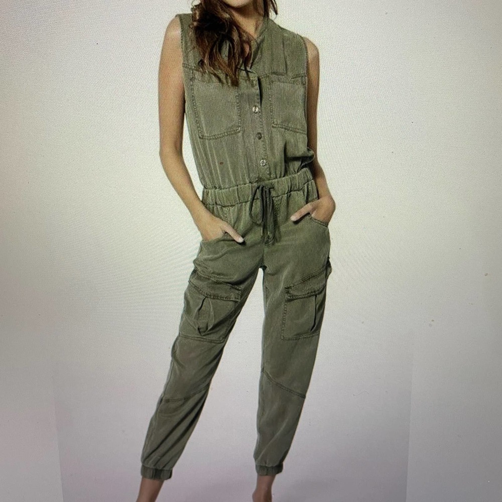 Young Fabulous & Broke | Grayson Sleeveless Twill Jumpsuit | size S - Picture 1 of 14